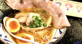 【沼津市 ラーメン】ラブライブコラボ 地元愛ラーメン企画！真 卓朗商店（沼津市日の出町）さんの「沼津戸田港水揚げ 高級タカアシ蟹出汁 極上塩ら麺 特製豪華盛り」をいただく