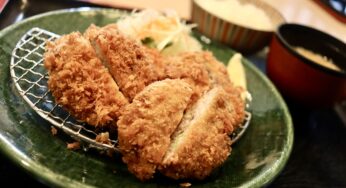 【沼津市】腹ペコ必見！沼津市東椎路「かつ銀 沼津東椎路店」さん：メンチカツ3個＋チキンカツにご飯サラダデザート食べ放題の満腹定食ランチ