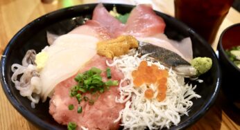 【沼津市】フレンチやイタリアンを15年経験した職人が作る豪華海鮮丼！沼津港の海鮮丼専門店「海鮮丼工房 尽」さんでランチしてきた